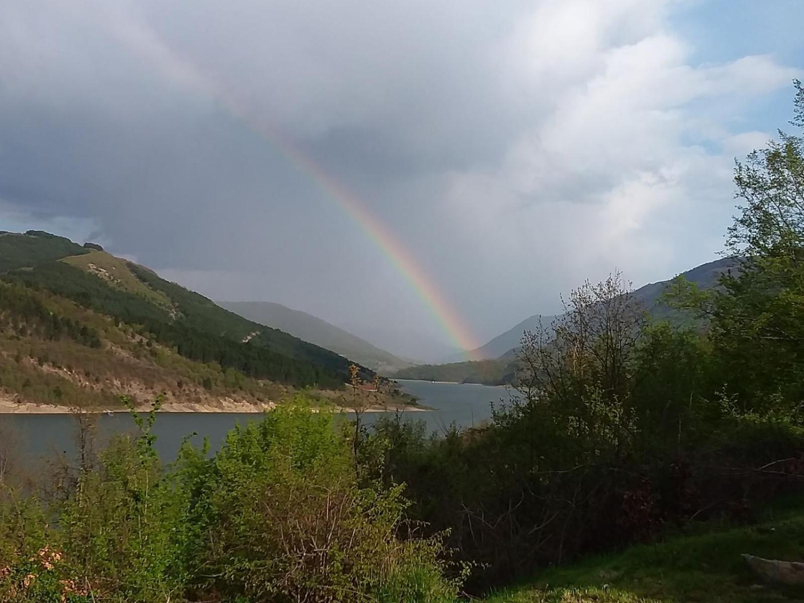 Zavojsko Jezero - Vila Jezero Pirot Zewnętrze zdjęcie